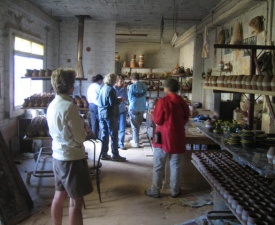 Visiting the pottery village buo